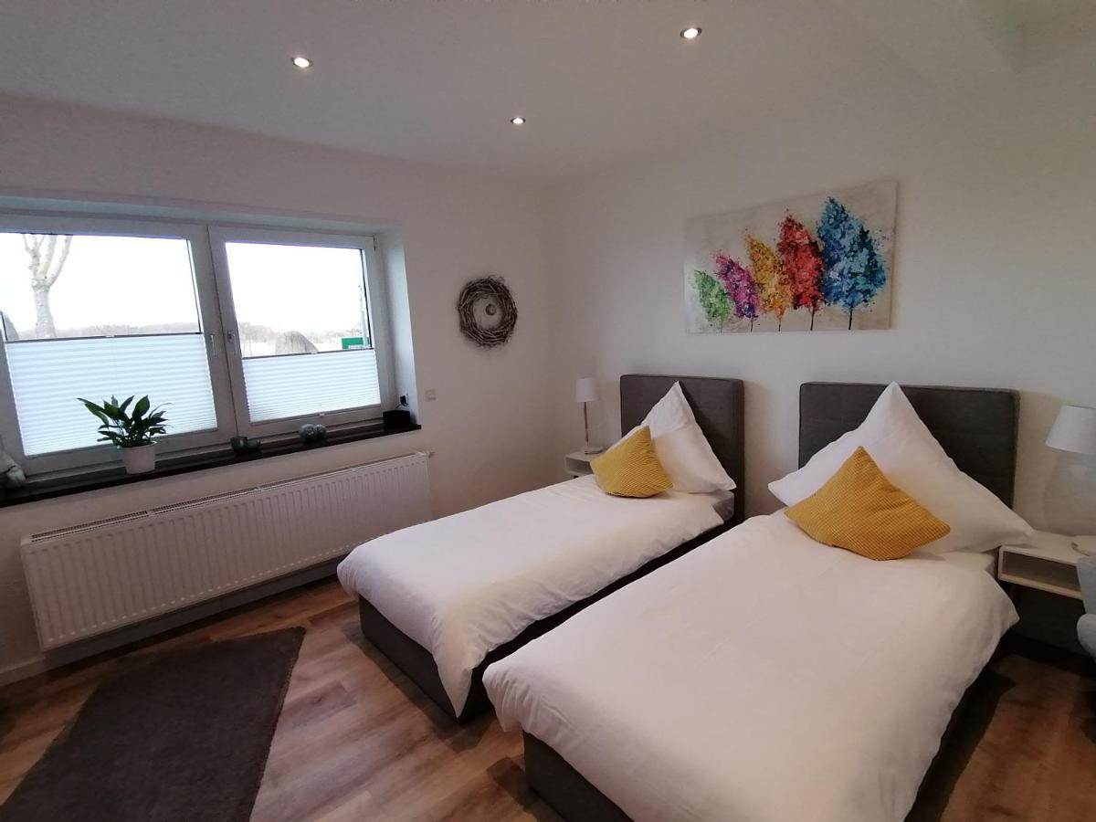 Gästezimmer Bergerhof - Ankommen und Wohlfühlen Neuss Exterior foto